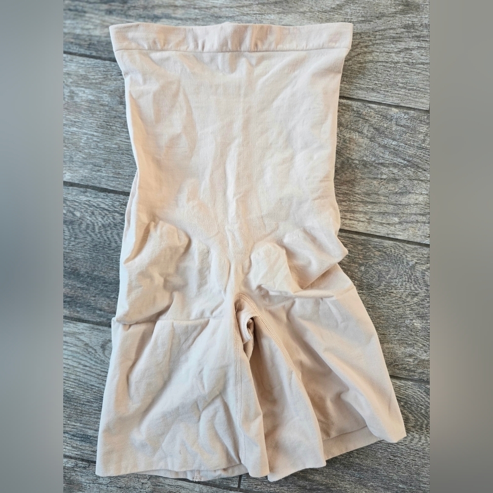 SPANX Light Beige Shapewear High Waist Shorts Sz XL extra Large
